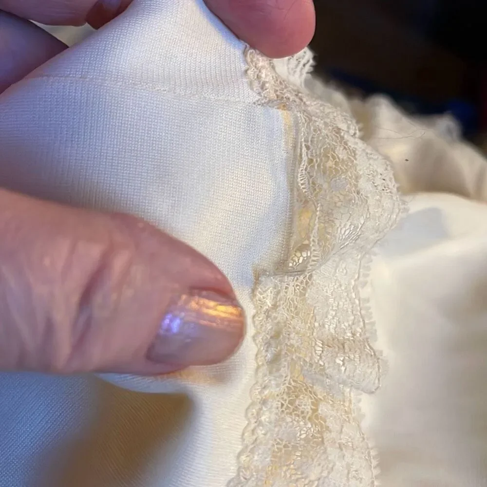 Vintage Gossard size Medium silky robe